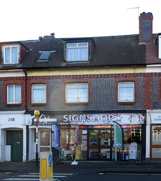 Plus de détails pour 250 Portland Rd, Hove - Local commercial à louer