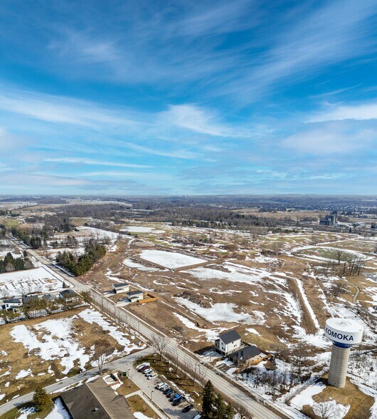 10125 Oxbow Dr, Komoka, ON à vendre - Photo de la construction – Image 1 sur 7