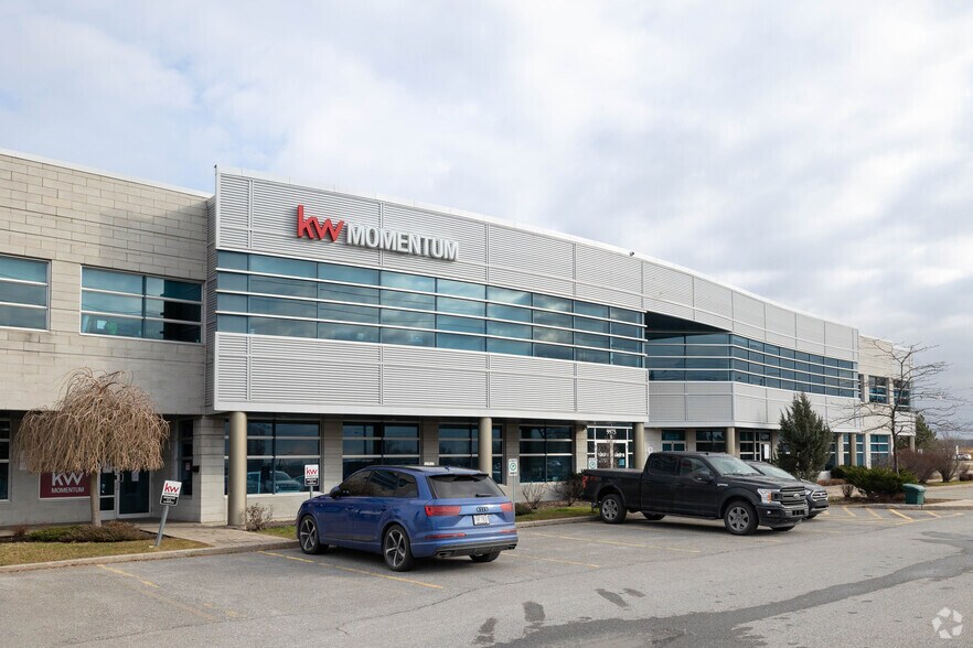 9955 Rue De Châteauneuf, Brossard, QC à louer - Photo de l’immeuble – Image 3 sur 24