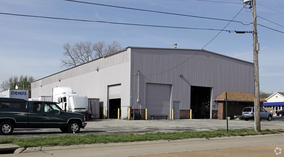 3 Industrial Ln, Florissant, MO à vendre - Photo de l’immeuble – Image 3 sur 8