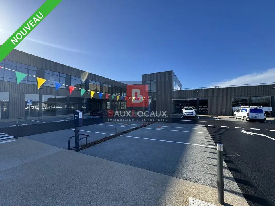 Local commercial dans Monteux à louer Photo de l’immeuble– Image 1 sur 4