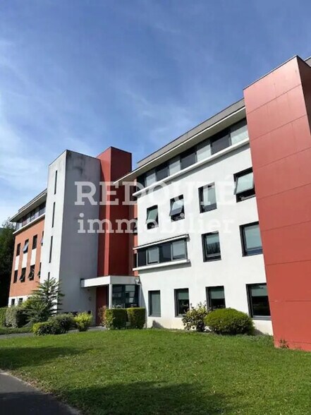 Bureau dans Reims à louer - Photo de l’immeuble – Image 2 sur 2