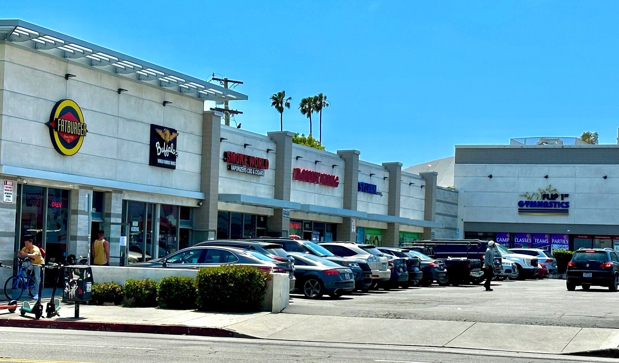 1900-1916 Lincoln Blvd, Santa Monica, CA à louer Photo de l’immeuble– Image 1 sur 6