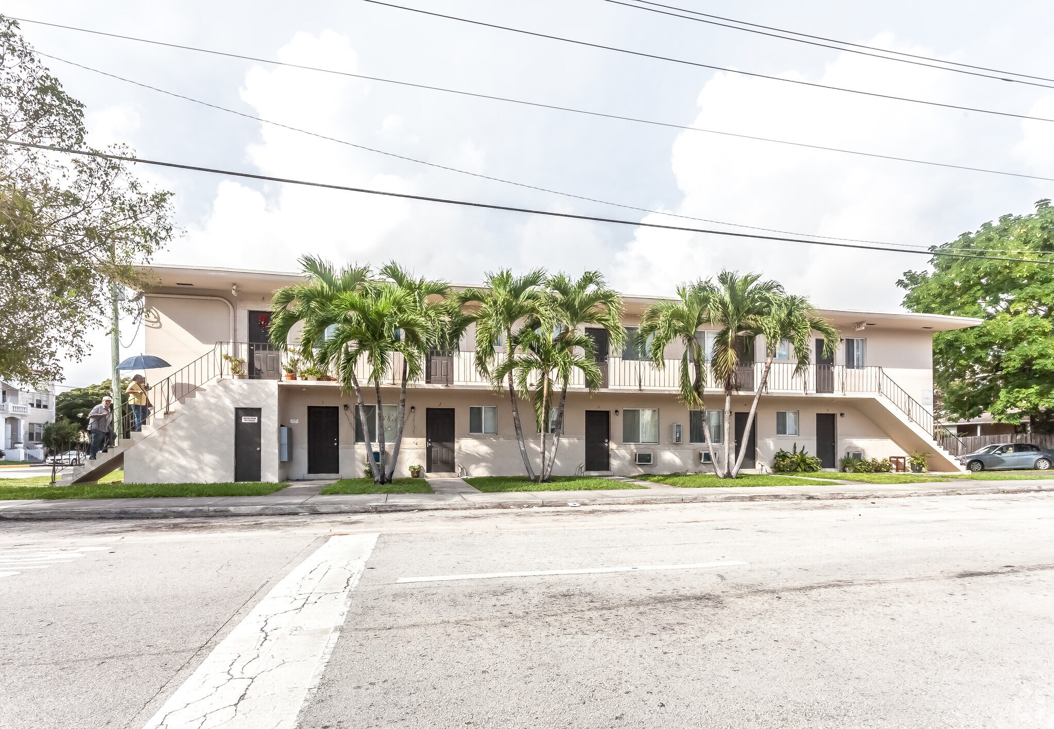 701 SW 5th St, Miami, FL à vendre Photo principale– Image 1 sur 4