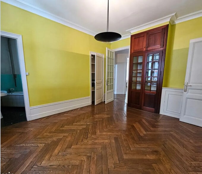 Bureau dans Lyon à vendre - Photo de l’immeuble – Image 2 sur 6