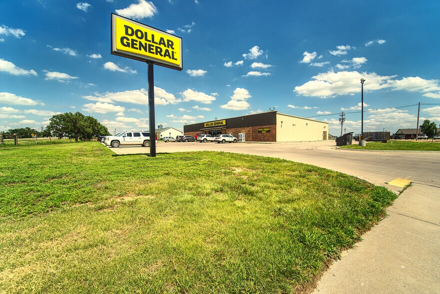 601 E Santa Fe Trail Blvd, Lakin, KS à vendre - Photo de l’immeuble – Image 2 sur 3