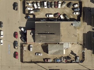 Plus de détails pour Automotive building / 0.5 Acre Lot – à vendre, Edmonton, AB