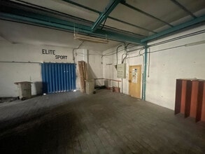 Local commercial dans Madrid, Madrid à louer Photo intérieure– Image 2 sur 8