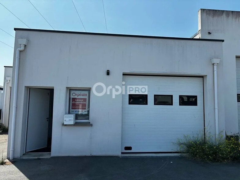 Industriel/Logistique dans Quiberon à louer - Photo de l’immeuble – Image 1 sur 7