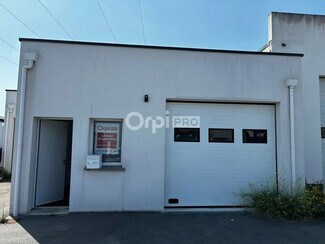 Plus de détails pour Industriel/Logistique à louer