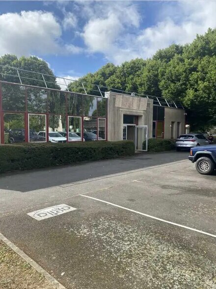 Bureau dans Caen à louer - Photo de l’immeuble – Image 2 sur 7