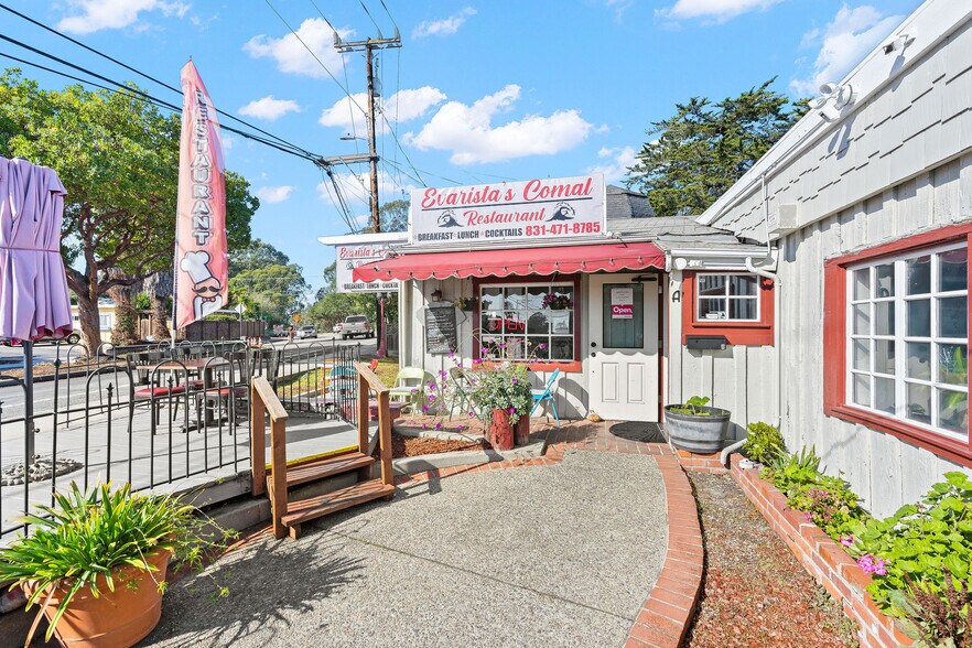 21245 E Cliff Dr, Santa Cruz, CA à louer - Photo de l’immeuble – Image 2 sur 24