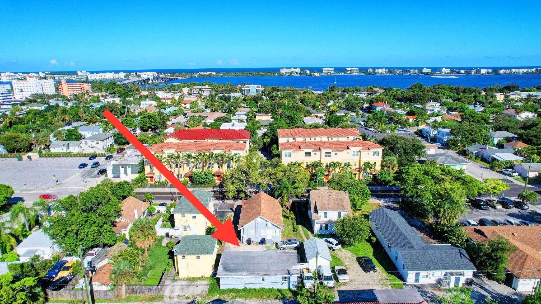 215 S Federal Hwy, Lake Worth Beach, FL à louer Photo de l’immeuble– Image 1 sur 11