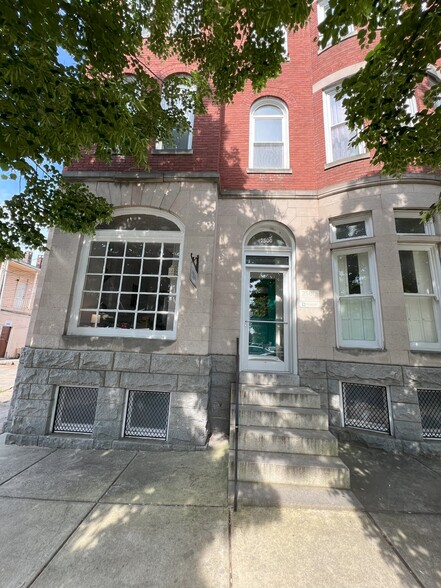 2500 Maryland Ave, Baltimore, MD à vendre - Photo de l’immeuble – Image 2 sur 14