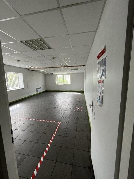 Local d'activités dans Le Havre à vendre - Photo intérieure – Image 3 sur 7