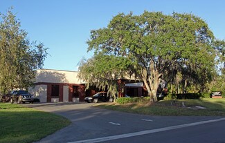 Plus de détails pour 3820 Coconut Palm Dr, Tampa, FL - Local commercial à vendre