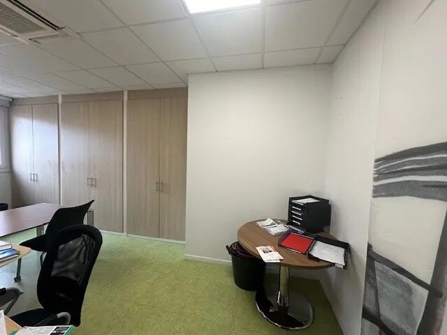 Bureau dans Saint-Étienne à louer - Photo de l’immeuble – Image 2 sur 6