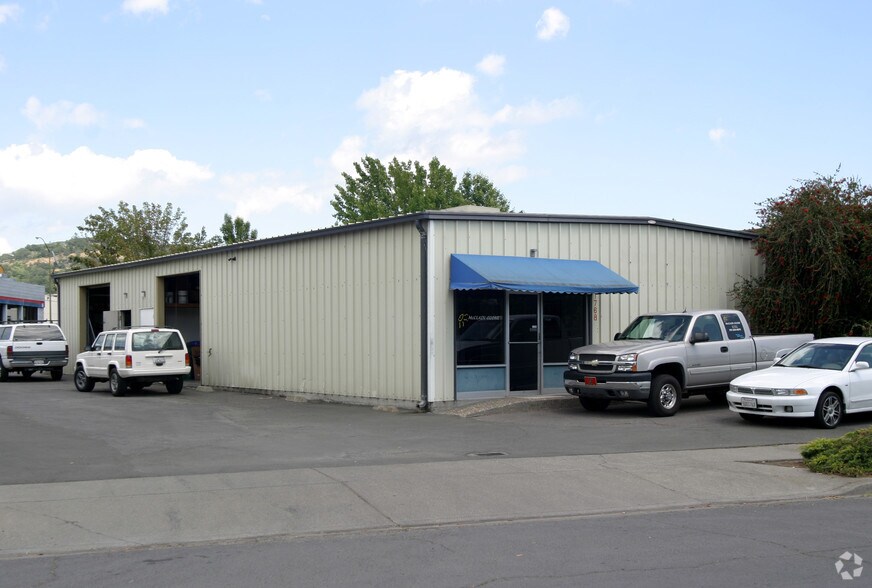 1768 Tanen St, Napa, CA à louer - Photo de l’immeuble – Image 2 sur 3