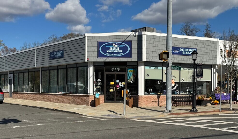 333 Main St, Center Moriches, NY à louer - Photo de l’immeuble – Image 3 sur 5