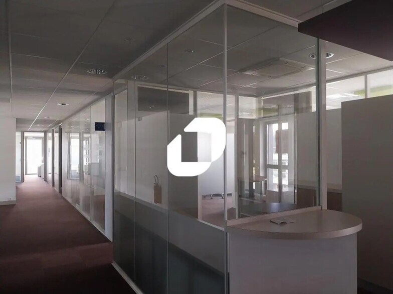 Bureau dans Saint-Herblain à louer - Photo de l’immeuble – Image 1 sur 12