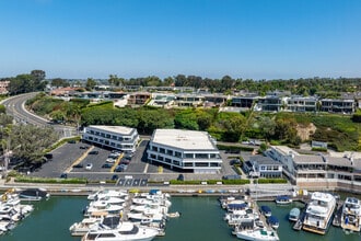 1111 Bayside Dr, Corona Del Mar, CA - Vue aérienne  vue de carte - Image1
