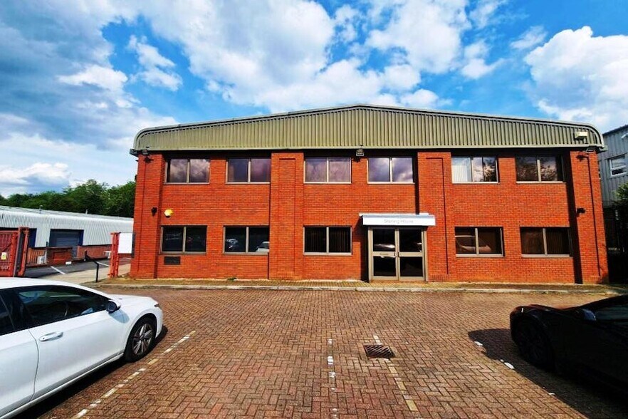 Stroudley Rd, Basingstoke à louer - Photo de l’immeuble – Image 2 sur 6
