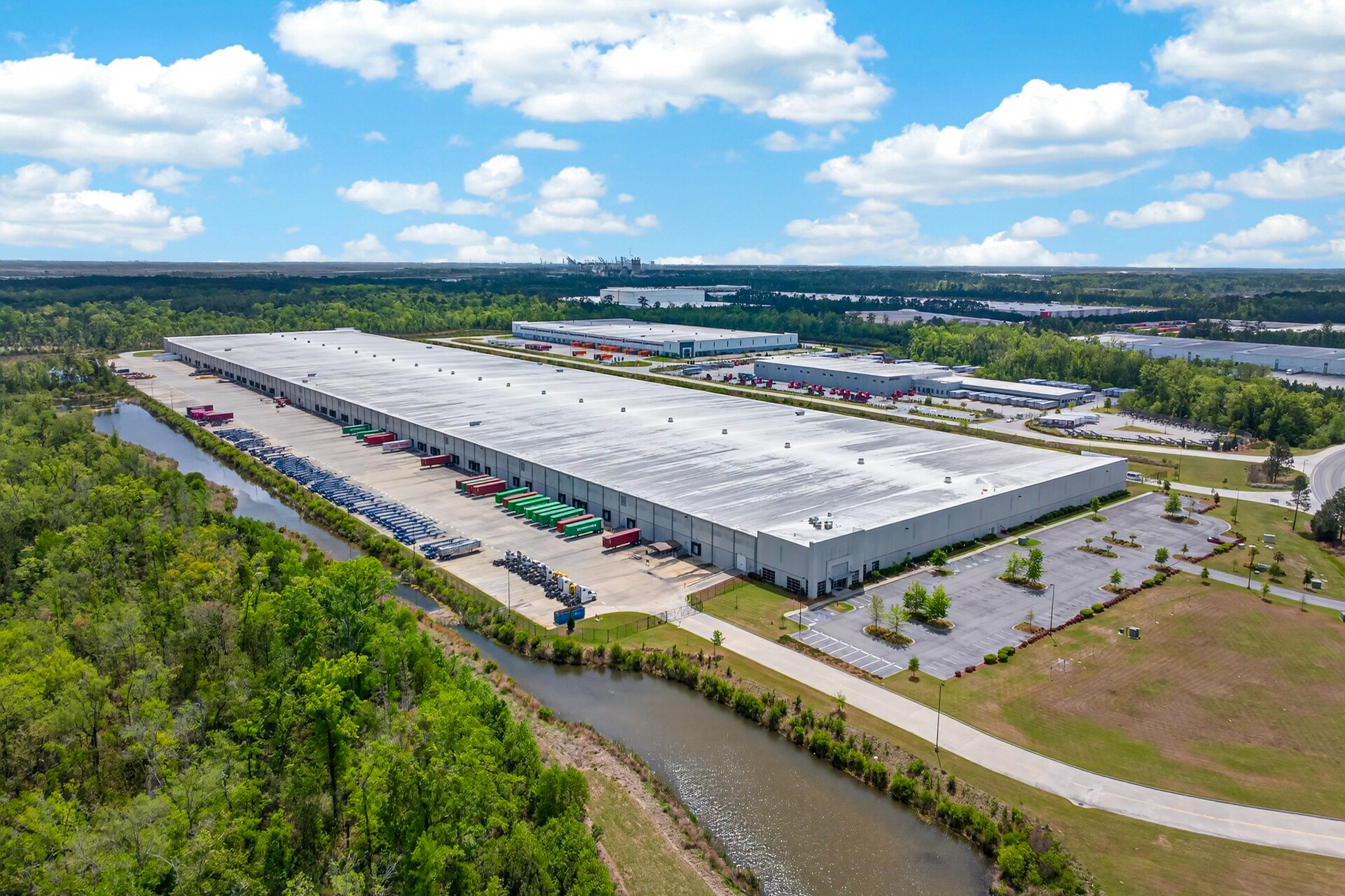 311 International Trade Pky, Port Wentworth, GA à louer Photo principale– Image 1 sur 6