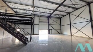 Plus de détails pour Industriel/Logistique à louer