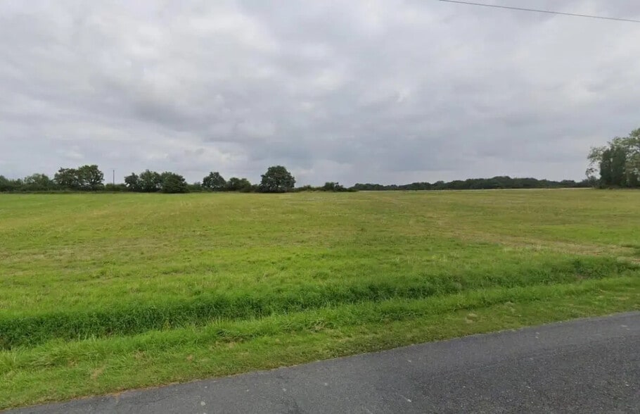 Terrain dans Saint-Georges-sur-la-Prée à vendre - Aérien – Image 2 sur 3