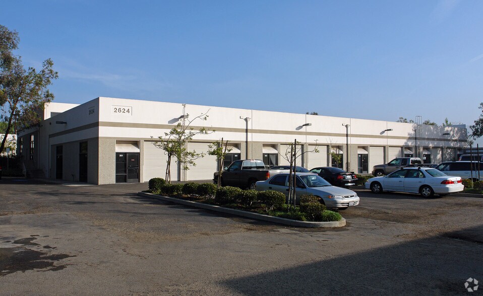 2624-2626 Lavery Ct, Newbury Park, CA à louer - Photo de l’immeuble – Image 2 sur 29