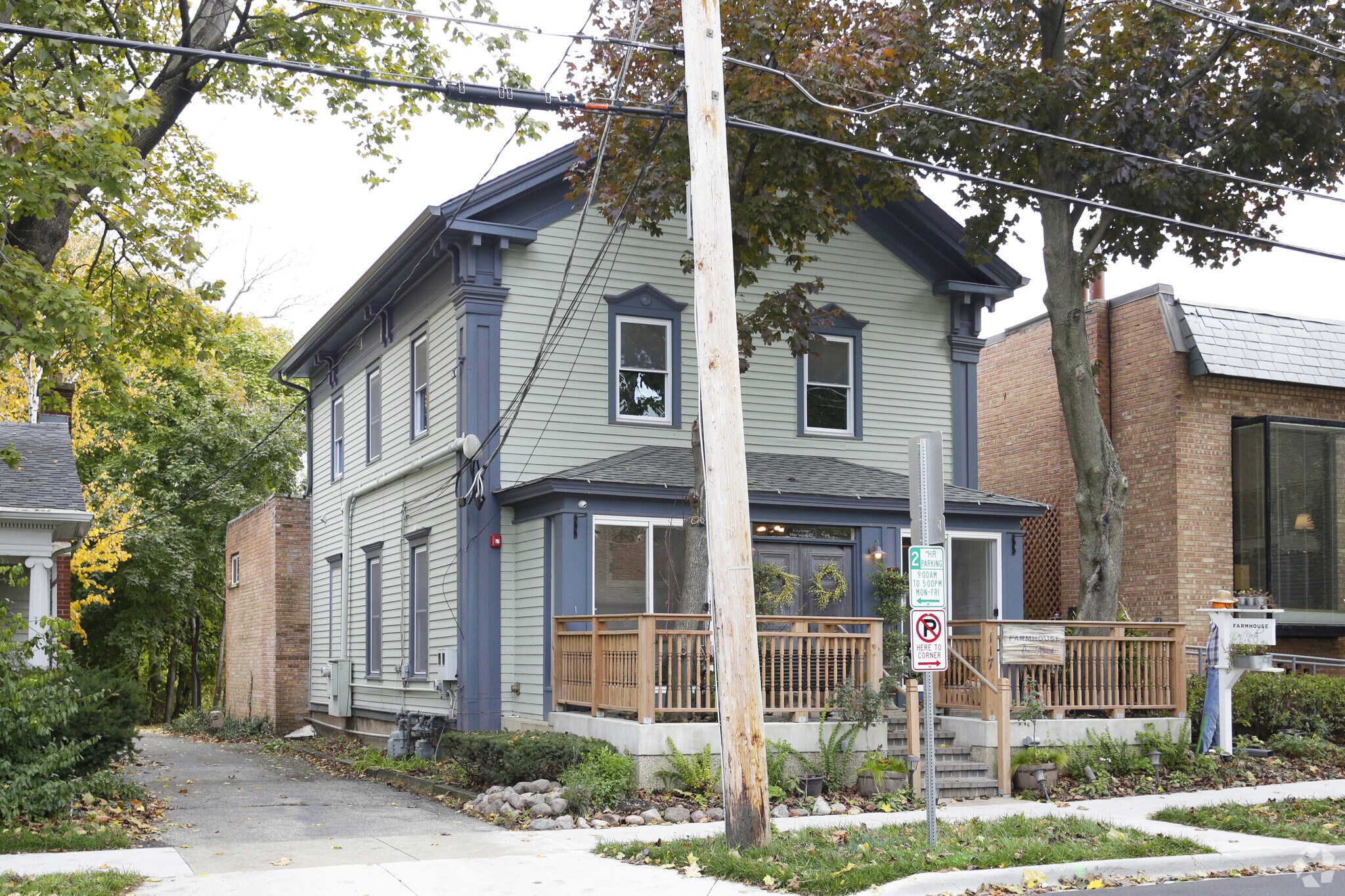 117 North Ave, Barrington, IL à louer Photo principale– Image 1 sur 11