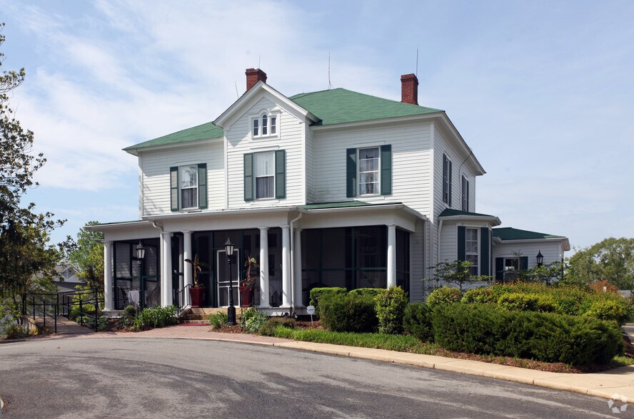 485 Main St, Prince Frederick, MD à vendre - Photo principale – Image 1 sur 17