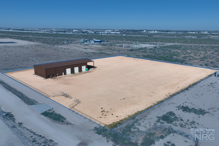 Lot 1 W County Rd 122, Midland, TX à louer - Photo principale – Image 1 sur 11
