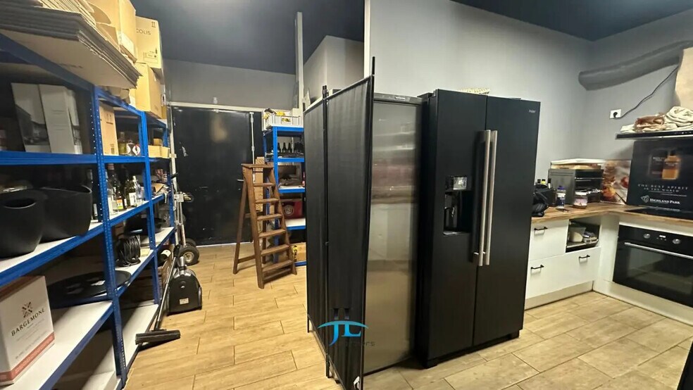 Local commercial dans Ayguemorte-les-Graves à louer - Photo intérieure – Image 3 sur 4