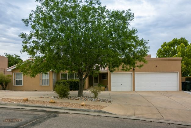 10400 Calle Contento NW, Albuquerque, NM à vendre - Photo principale – Image 1 sur 1