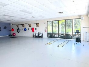 3045-3055 Columbia Blvd, Titusville, FL à louer Photo intérieure– Image 2 sur 7