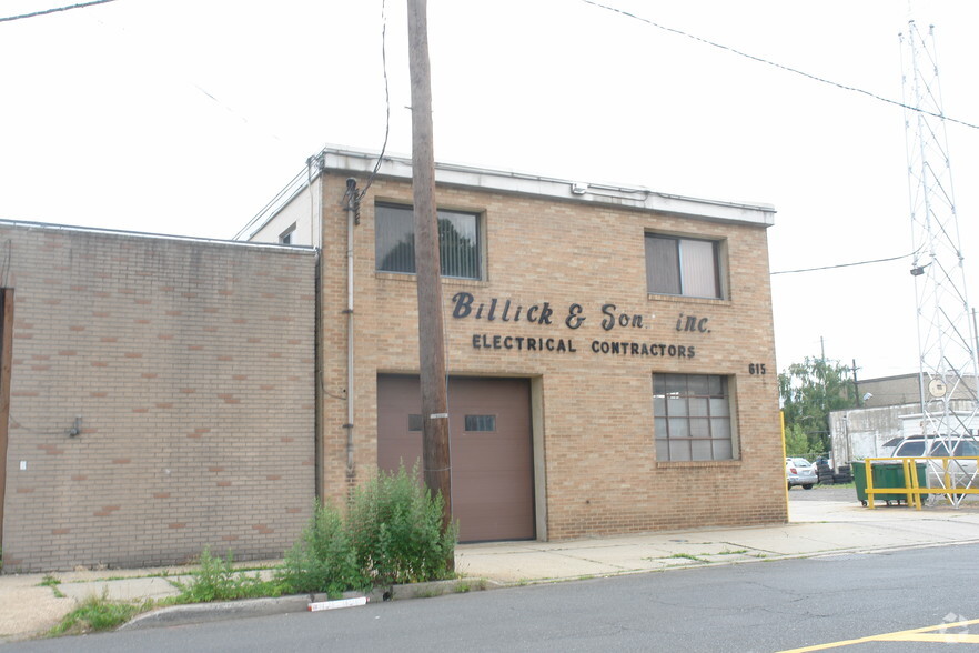 615 W Elizabeth Ave, Linden, NJ à vendre - Photo principale – Image 1 sur 2