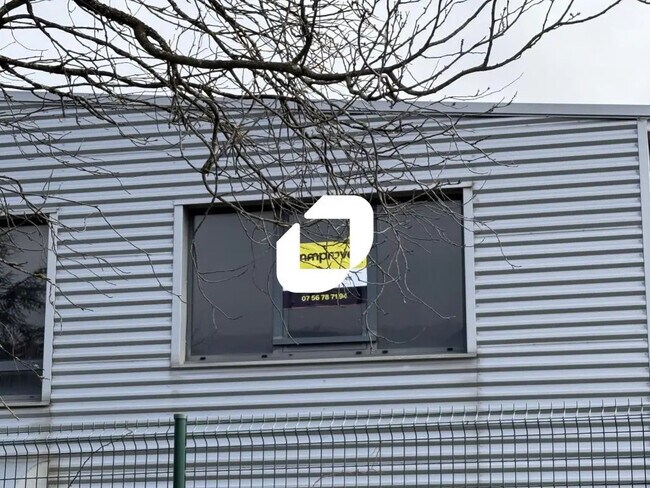 Plus de détails pour Bureau à louer