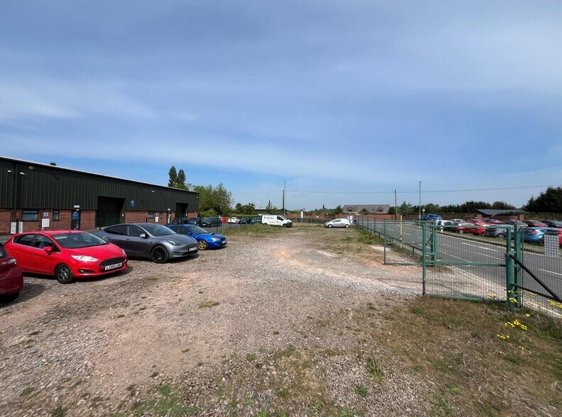 Gloucester Rd, Staverton à louer - Photo principale – Image 1 sur 2