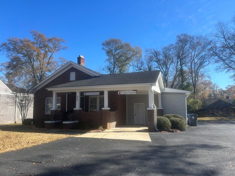 313 Mills Ave, Greenville, SC à louer - Photo de l’immeuble – Image 1 sur 1