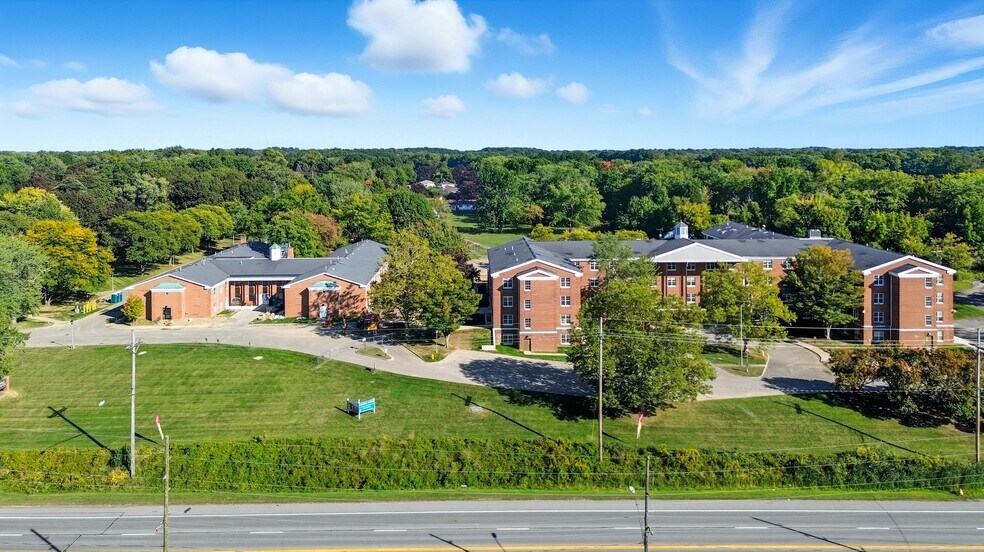 1550 Empire Blvd, Webster, NY à vendre - Photo de l’immeuble – Image 3 sur 26