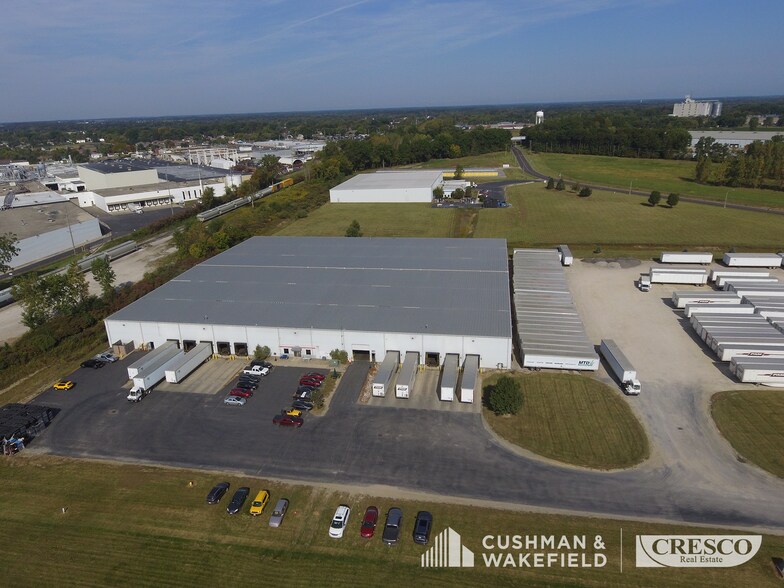 900 Theo Moll Dr, Willard, OH à vendre - Photo de l’immeuble – Image 3 sur 8