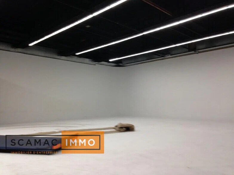 Bureau dans Saint-Germain-lès-Arpajon à louer - Photo intérieure – Image 2 sur 23