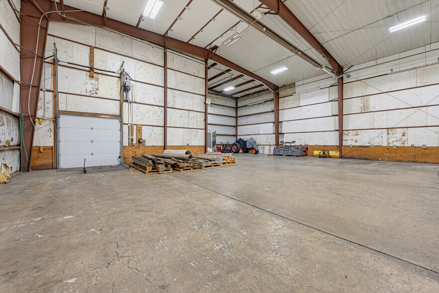 104 Cedar Ave S, Watkins, MN à vendre - Photo de l’immeuble – Image 3 sur 30