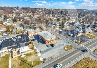 4790 Derry St, Harrisburg, PA à louer Photo de l’immeuble– Image 1 sur 1