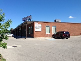 Plus de détails pour 920 Leathorne St, London, ON - Bureau à louer