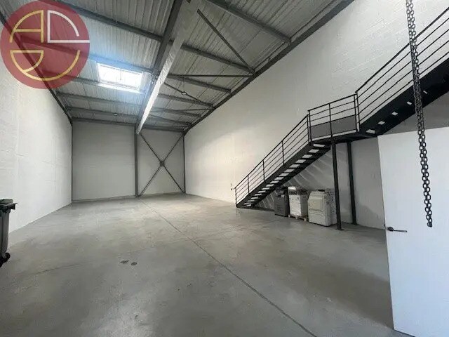 Industriel/Logistique dans Toulouse à louer - Photo de l’immeuble – Image 2 sur 9