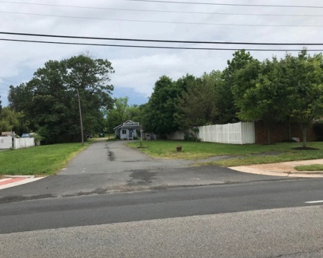 8369 Richmond Hwy, Alexandria, VA à vendre - Photo de l’immeuble – Image 1 sur 3