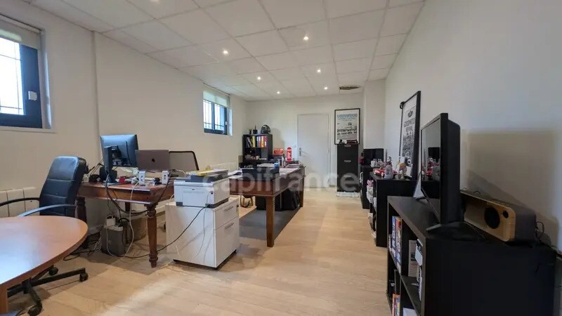 Local d'activités dans RANDONNAI à vendre Photo intérieure– Image 1 sur 13