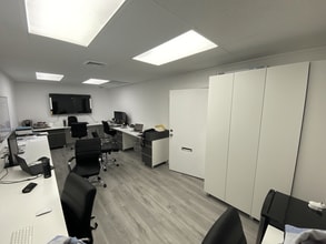 301 Almeria Ave, Coral Gables, FL à louer Photo intérieure– Image 2 sur 3